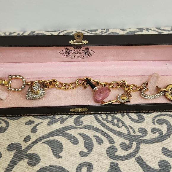 Juicy Couture Vintage Charm Bracelet Pink Nail Polish, Heart ,Key and Necklace - Picture 4 of 6